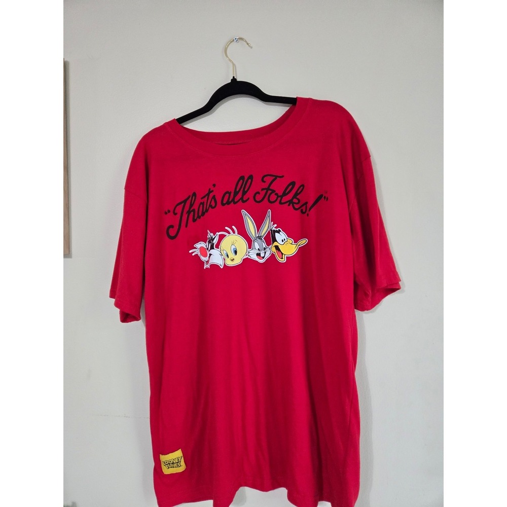Looney Tunes That's All Folks Red T Shirt Size Large Brand New Never Worn